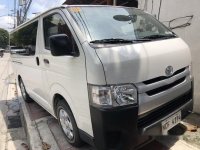 White Toyota Hiace 2016 at 18000 km for sale