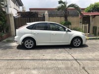 White Ford Focus 2012 at 71000 km for sale