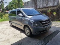 Selling Grey Hyundai Grand Starex 2015 Manual Diesel