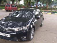 Sell Black 2016 Toyota Corolla Altis at 13000 km 