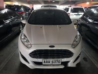 Sell White 2014 Ford Fiesta at 39000 km 