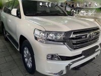 Sell White 2019 Toyota Land Cruiser Automatic Diesel