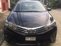 Selling Black Toyota Corolla Altis 2016 at 42000 km