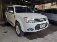 White Ford Everest 2014 at 88000 km for sale