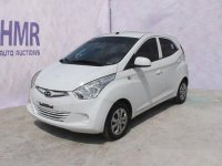 Selling White Hyundai Eon 2018 at 14383 km 