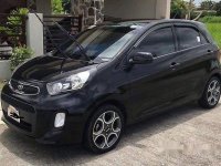 Black Kia Picanto 2016 at 36000 km for sale 