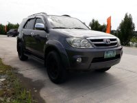 Toyota Fortuner 2006 for sale in Las Piñas