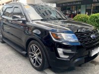 Selling Black Ford Explorer 2017 Automatic Gasoline 