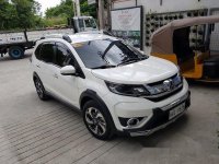 White Honda BR-V 2017 at 19000 km for sale 