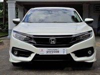 Sell White 2017 Honda Civic Automatic Gasoline 