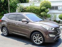 Selling Brown Hyundai Santa Fe 2013 Automatic Diesel at 69000 km 