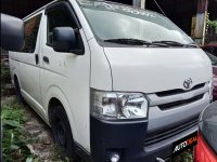 Selling Toyota Hiace 2016 Van Manual Diesel