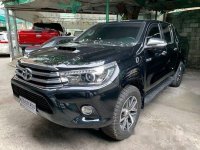 Selling Black Toyota Hilux 2017 at 43000 km 