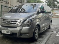 Selling Hyundai Starex 2014 in Quezon City