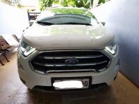 Selling White Ford Ecosport 2019 at 8000 km