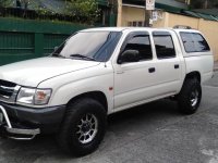 2004 Toyota Hilux for sale in Marikina 