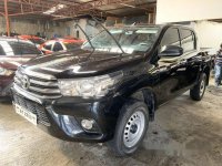 Selling Black Toyota Hilux 2018 Manual Diesel 