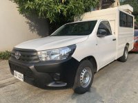 White Toyota Hilux 2017 for sale in Quezon City