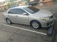 Selling Silver Toyota Corolla Altis 2011 in Las Pinas 