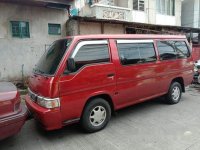 Selling Red Nissan Urvan 2005 at 13000 km 