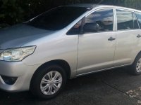 Sell 2013 Toyota Innova in Manila