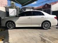 White Toyota Corolla altis 2011 for sale in Manila