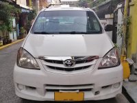 Selling Toyota Avanza 2010 in Makati