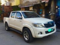 Sell White 2007 Toyota Hilux in Taytay