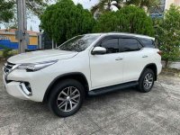 Selling Pearl White Toyota Fortuner 2018 in Manila