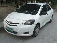 White Toyota Vios 2012 at 77000 km for sale 