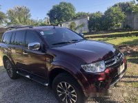 Selling Red Mitsubishi Montero Sport 2014 at 30000 km 