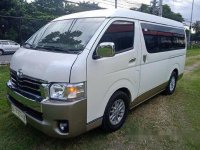 Selling White Toyota Hiace 2018 in Quezon City