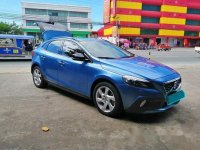 Blue Volvo V40 2016 Automatic for sale 