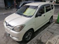 Sell White 2011 Toyota Avanza at 80000 km