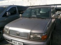Selling Toyota Revo 2000 in Manila