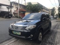 Selling Black Toyota Fortuner 2013 Automatic Gasoline 