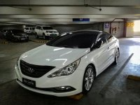 Sell White 2011 Hyundai Sonata at 69000 km 