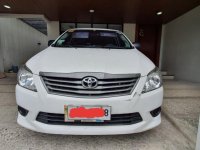 White Toyota Innova 2015 for sale in Manual