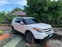 White Ford Explorer 2013 for sale in Automatic