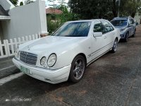 Selling White Mercedes-Benz 230 1996 in Quezon City
