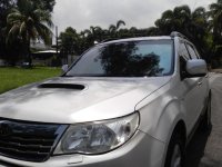 Selling White Subaru Forester 2009 in Manila