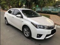 White Toyota Corolla altis 2014 Sedan at 23800 for sale