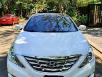 Sell White 2012 Hyundai Sonata in Salcedo