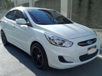 White Hyundai Accent 2016 for sale in Legaspi Park