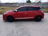 Red Toyota Yaris 2013 for sale in Manual