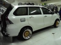 Sell White 2016 Toyota Avanza in Manila