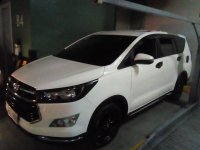 Selling White Toyota Innova 2018 in Bacoor
