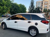 White Honda Mobilio 2016 for sale in Automatic