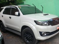 Pearl White Toyota Fortuner 2015 for sale in Quezon City