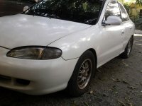 Selling White Hyundai Elantra 1997 in Las Piñas